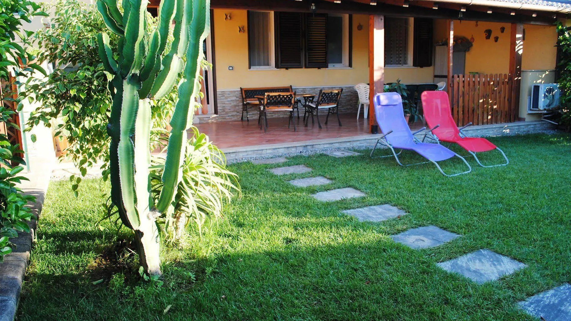 Case Vacanze Libellula Hotel Campofelice Di Roccella