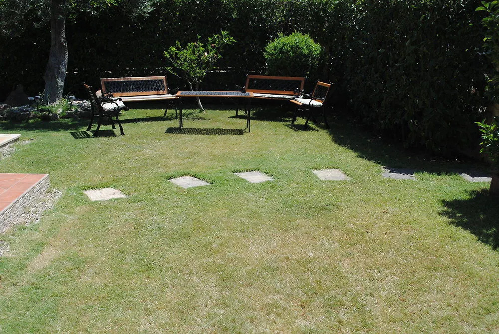 Case Vacanze Libellula Hotel Campofelice Di Roccella 2*,  Italien